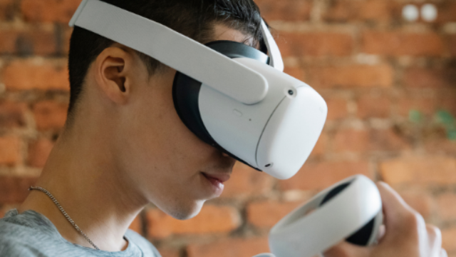PlayStation VR Headset to Flying theater projects - Know more